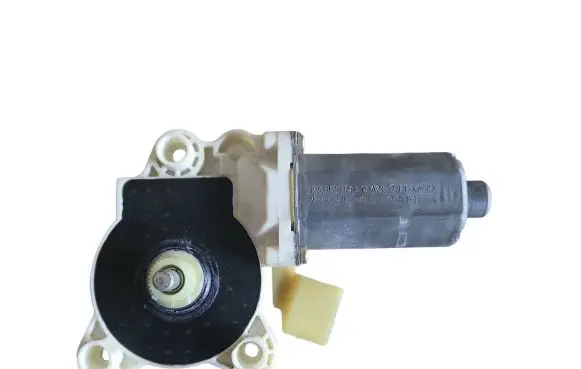Mercedes-Benz E W211 Front door window regulator motor A2118203042