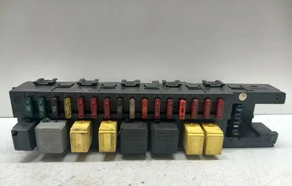 Mercedes-Benz C W203 SAM control unit A2035450701 2035450701