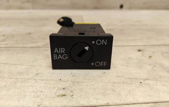 Volkswagen Touran I Passenger airbag on/off switch 6Q0919237C