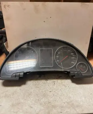 Audi A4 S4 B7 8E 8H Speedometer (instrument cluster) 1036901830
