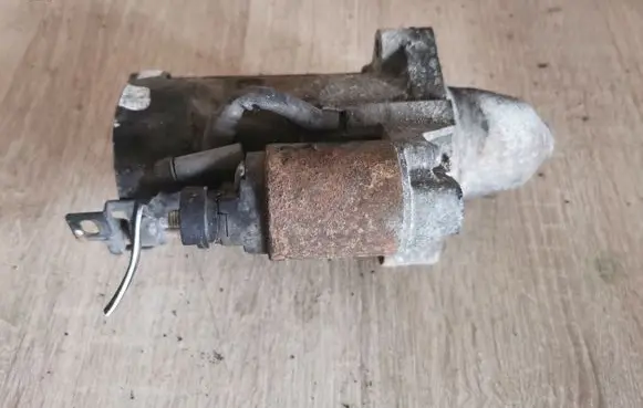 Honda CR-V Starter motor M00218672