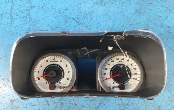 Toyota Sienna XL30 III Dashboard 8380008610