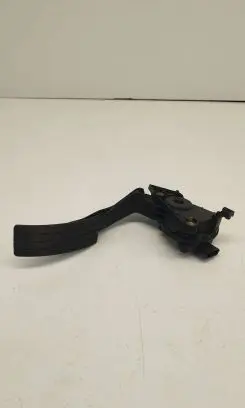 Renault Captur Accelerator throttle pedal 180223454R