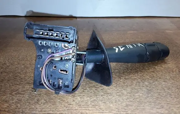 Renault Megane I Indicator stalk 36791B