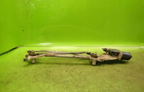 Toyota Celica T230 Front wiper linkage and motor 851102B060