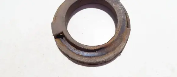 Lancia Musa Front coil spring rubber mount b340