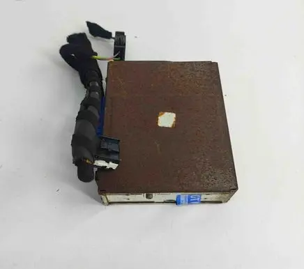Audi A8 S8 D2 4D GPS navigation control unit/module 4D0919895B