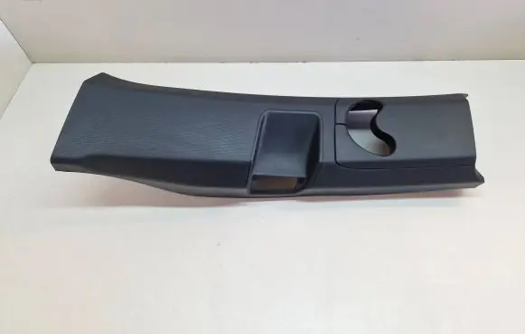 BMW i3 (B) pillar trim (top) 7287935 58450713