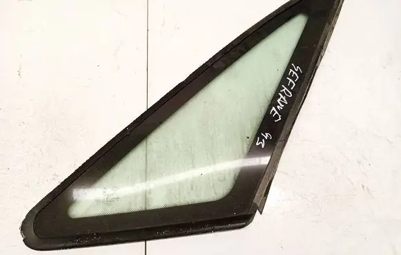 Renault Safrane Rear side window as2