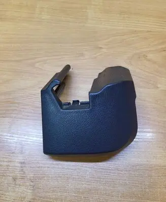 Volvo XC90 Rear seat rail trim cover 8619805