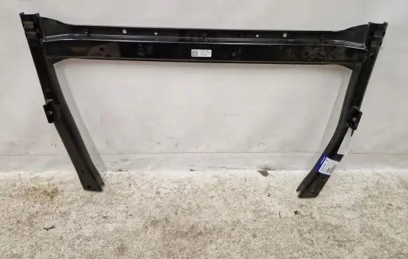 Volvo XC40 Bottom radiator support slam panel 32221552