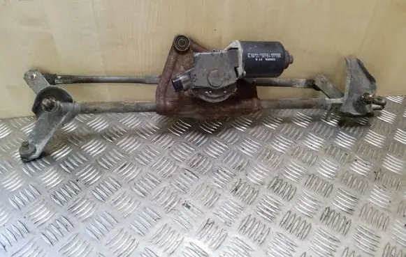 Toyota RAV 4 (XA20) Front wiper linkage and motor 8511042130 1592004842