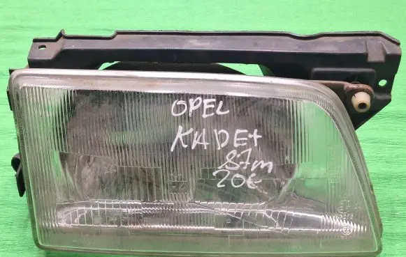 Opel Kadett E Headlight/headlamp 03754748