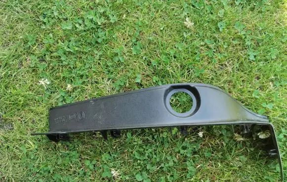 Opel Zafira B Rear/tail light trim molding 13260854