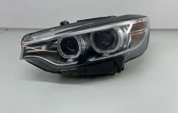 BMW M3 F80 Headlight/headlamp 7377845