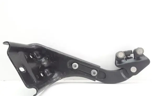 Mercedes-Benz Vito Viano W639 Sliding door lower roller guide/hinge A6397630114