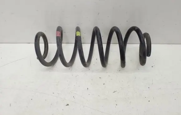 Toyota Prius (XW30) Rear coil spring