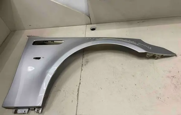 BMW 5 E60 E61 Fender 