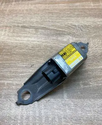 Toyota Prius (XW20) Airbag deployment crash/impact sensor 8983347030 1879000912
