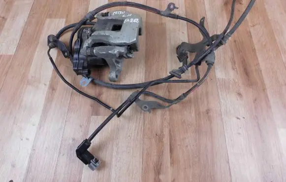 Mitsubishi Outlander Rear brake caliper 4605C043