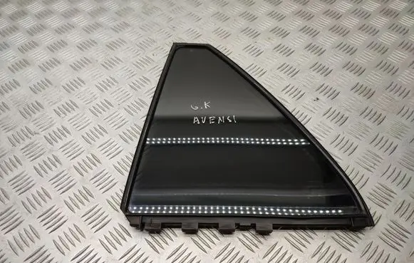 Toyota Avensis T250 Rear vent window glass 43R00048 6818905050