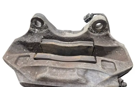 Volkswagen Touareg II Front brake caliper 209236062A