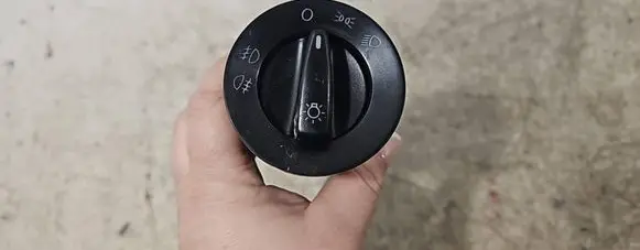 Volkswagen Sharan Light switch 1C0941531A