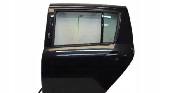 Suzuki Swift I Rear door