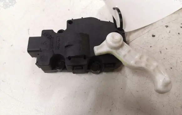 Jaguar XF X250 Air flap motor/actuator MF1139300770