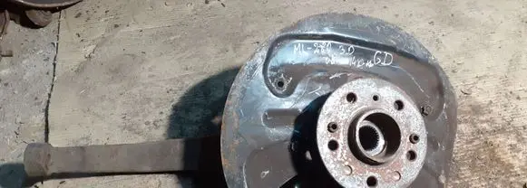 Mercedes-Benz ML W164 Front wheel hub