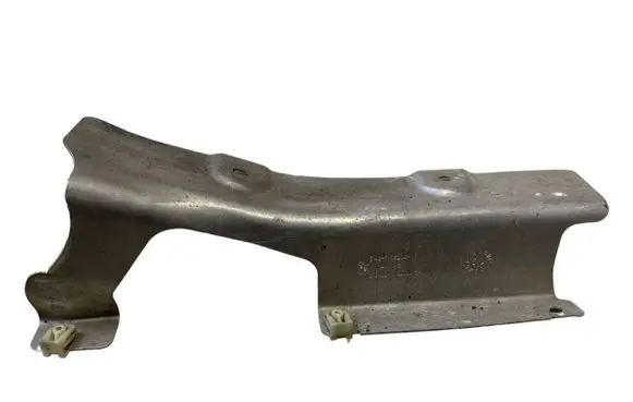 BMW 5 F10 F11 Heat shield in engine bay 7185204 51487185204 24640010