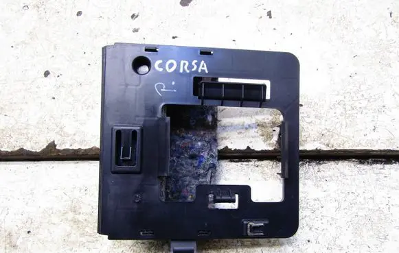 Opel Corsa F Engine control unit holder 1111