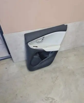 Volvo V40 Rear door card panel trim 1319941
