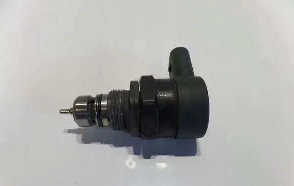 Audi A6 S6 C6 4F Fuel main line pipe 057130764C