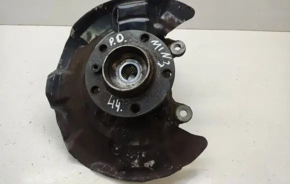 Mini Cooper Countryman R60 Front wheel hub 9805959 169826