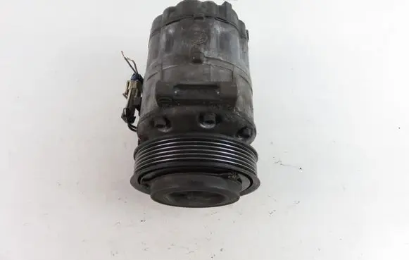Opel Vectra C Air conditioning (A/C) compressor (pump) 24411249