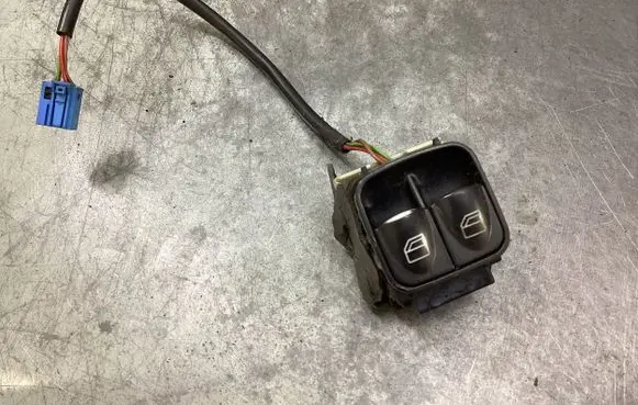 Mercedes-Benz C W203 Electric window control switch 80088808V