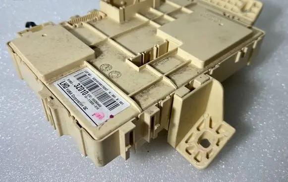 Hyundai i40 Fuse module 919503Z010 3Z0101108170207 H3ZB0466