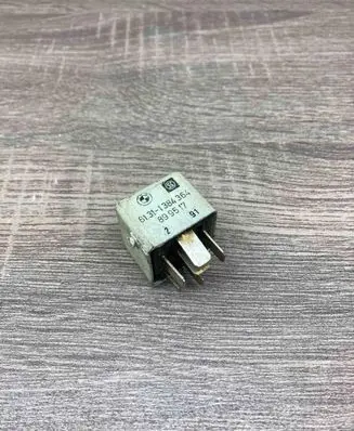 BMW 3 E36 Other relay 1384364 899517