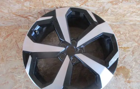 Nissan Juke II F16 R19 alloy rim 6PA3B