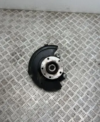 Renault Captur II Front wheel hub 