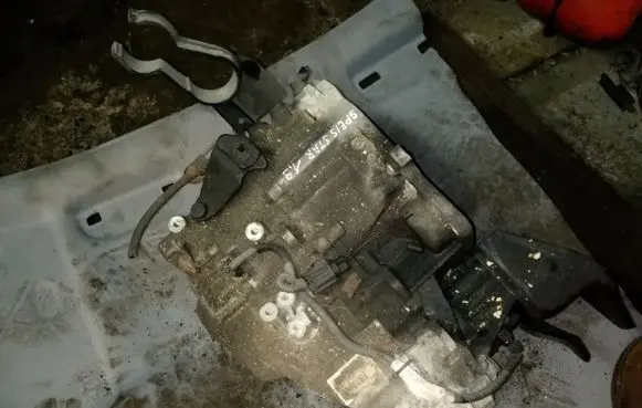 Mitsubishi Space Star Manual 5 speed gearbox PMR915426