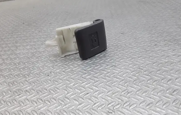Toyota RAV 4 (XA20) Engine bonnet (hood) release handle
