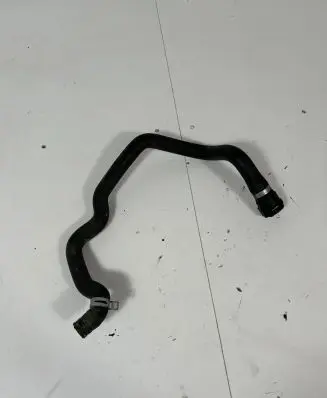 BMW 5 F10 F11 Engine coolant pipe/hose 9224372