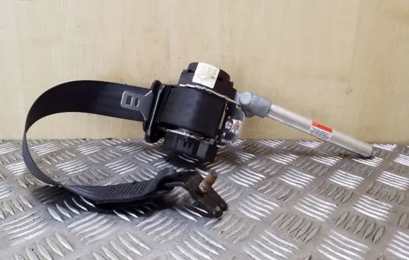 Volvo XC70 Rear seatbelt 39859391
