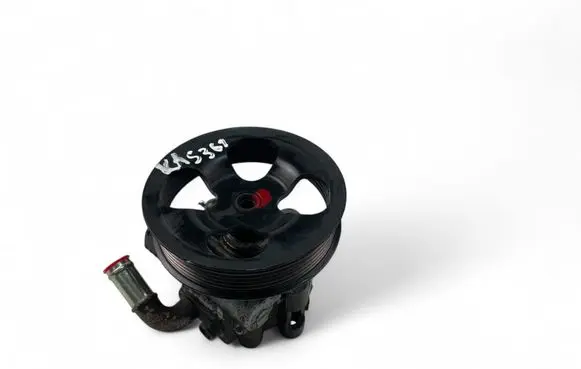 Toyota Avensis T220 Power steering pump 4431005070