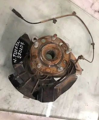 Hyundai Tucson IV NX4 Front wheel hub 51705n7100