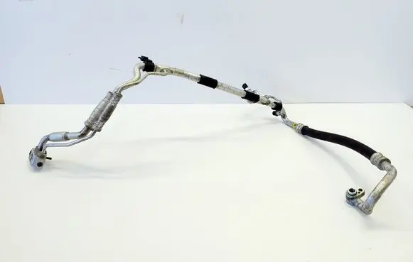 KIA Xceed Air conditioning (A/C) pipe/hose 97775J7300