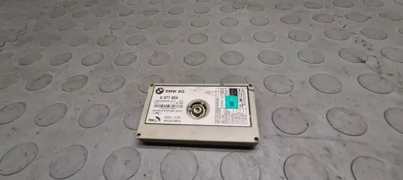 BMW X5 E53 Antenna control unit 8377654