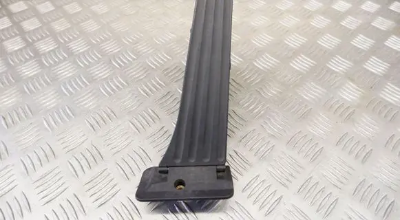 BMW 5 G30 G31 Accelerator throttle pedal 6859999